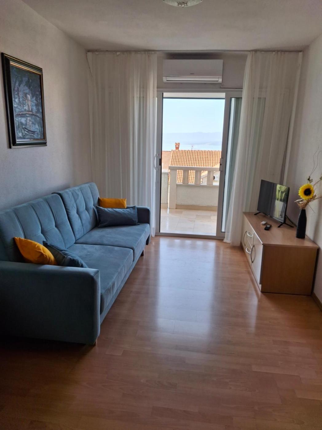 Apartment Irena Бол Экстерьер фото